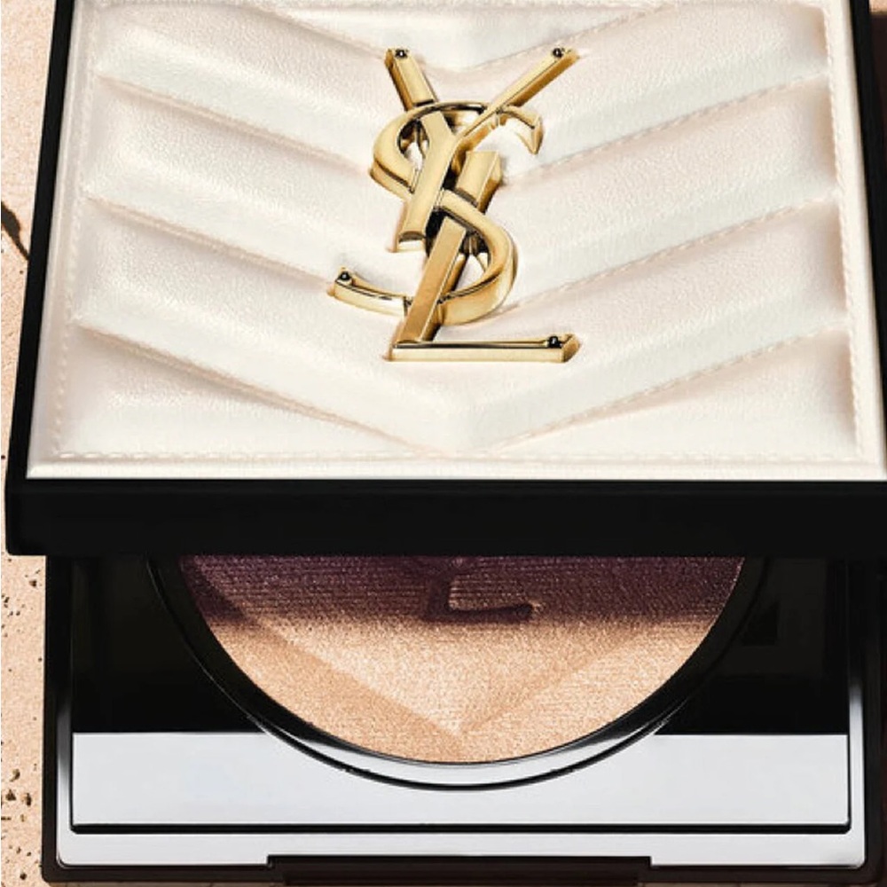 *BRAND NEW* Yves Saint Laurent ALL HOURS HYPER LUMINIZE Highlighting Powder